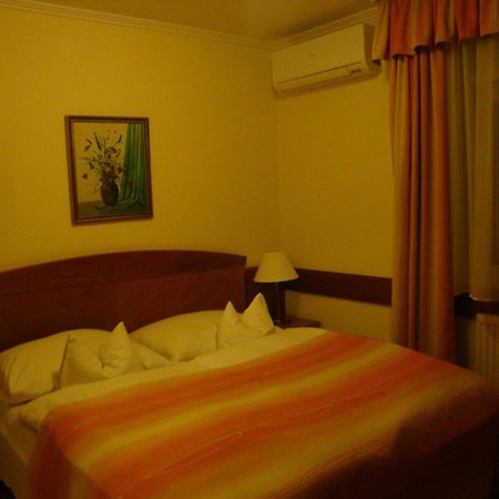 Fortuna Villa Hévíz Habitación foto